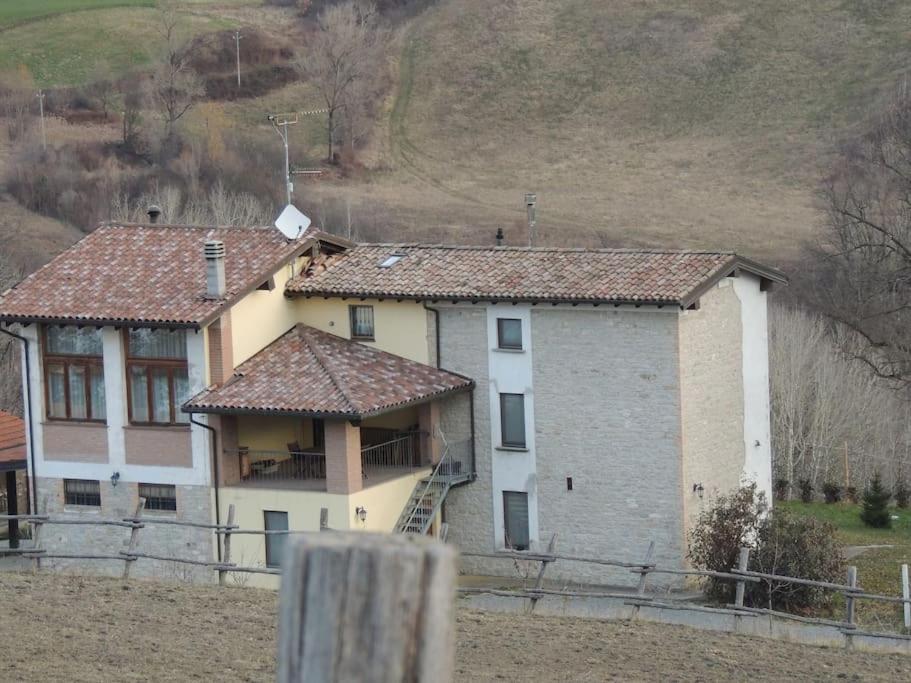 Casa Campagna Con Cavalli Pellegrino Parmense Exteriér fotografie